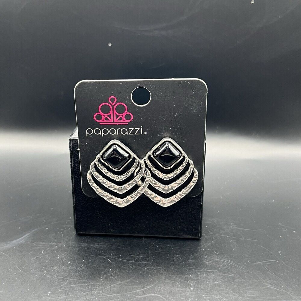 Paparazzi Jewelry Earrings Rebel Ripple Black Silver Dangles Tear Drop Post Back
